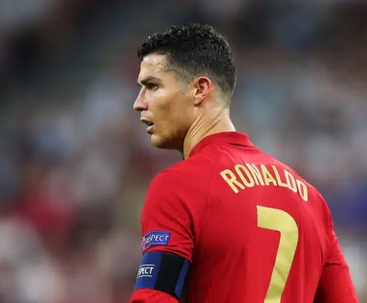 韩乔生直言：葡萄牙难成夺冠热门，24年坚持传控打法存隐忧