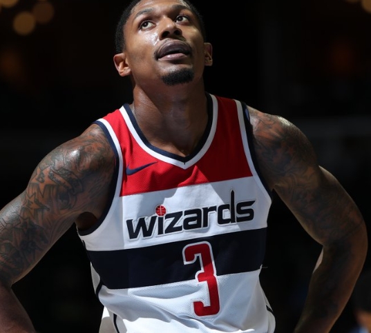 去年今日：奇才与太阳重磅交易，比尔转投菲尼克斯，保罗再赴金州