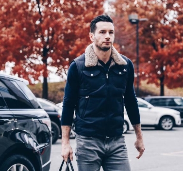 蒂格：如果我是雷迪克，我会选择活塞而非湖人，因为那里提供了犯错的空间