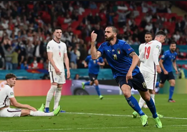 2000年欧洲杯意大利VS土耳其：一场激动人心的对决