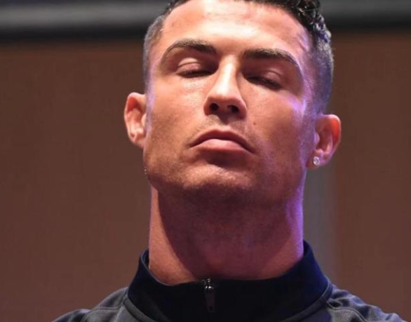 马丁内斯坚定信念：C罗确定欧洲杯明日首发，年龄因素在此赛事中并非关键