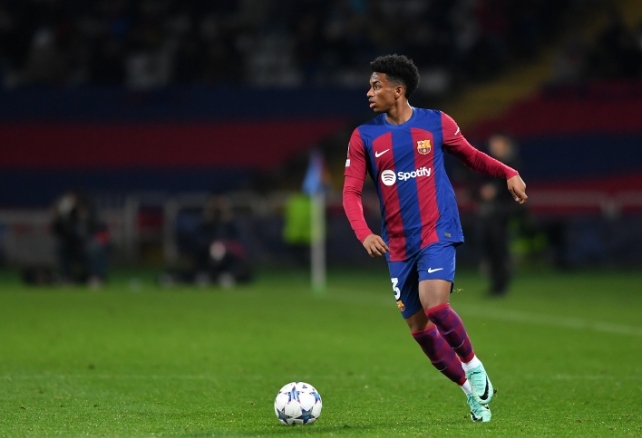 巴萨年轻后卫巴尔德分享伤愈后生活趣事与拉玛西亚回忆