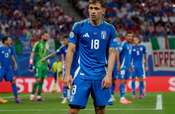 伤病横扫意大利！巴雷拉与沙拉维欧洲杯后的伤病困扰