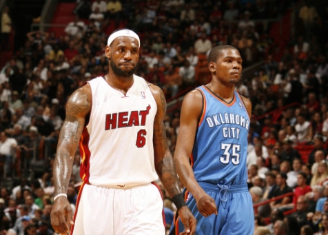 詹姆斯坚守原则：不为平庸球员降薪，球星价值或球星身份方可得青睐