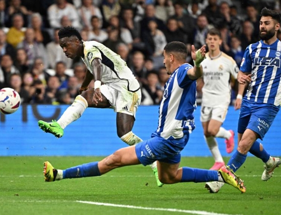 维尼修斯深情祝福，贝林厄姆21岁生日特别庆祝