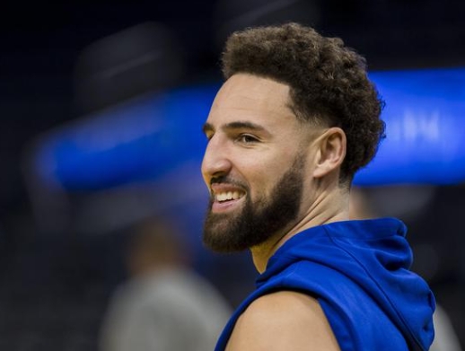 湖人追逐克莱·汤普森：腾出空间成关键，独行侠领先一步