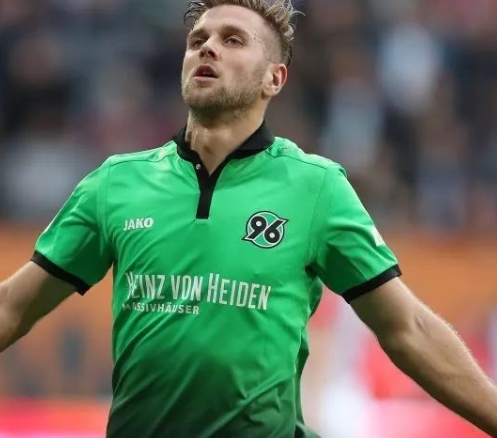 菲尔克鲁格：赛后难掩失落，需要时间抚平心伤