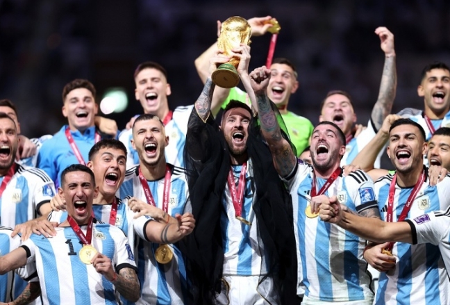 阿根廷足球：潘帕斯雄鹰再度飞翔，美洲杯决赛力争三连冠