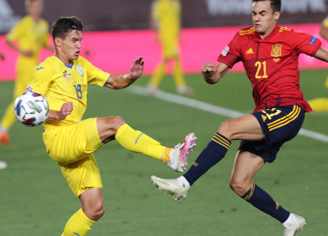 欧洲杯半决赛：西班牙2-1法国，法国无缘决赛