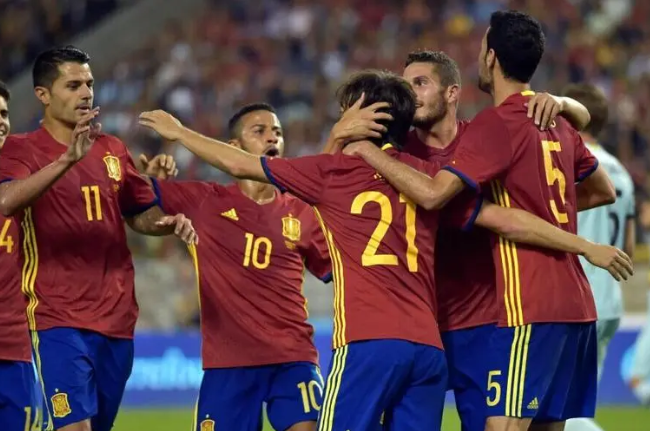 西班牙队的欧洲杯参赛历史如何