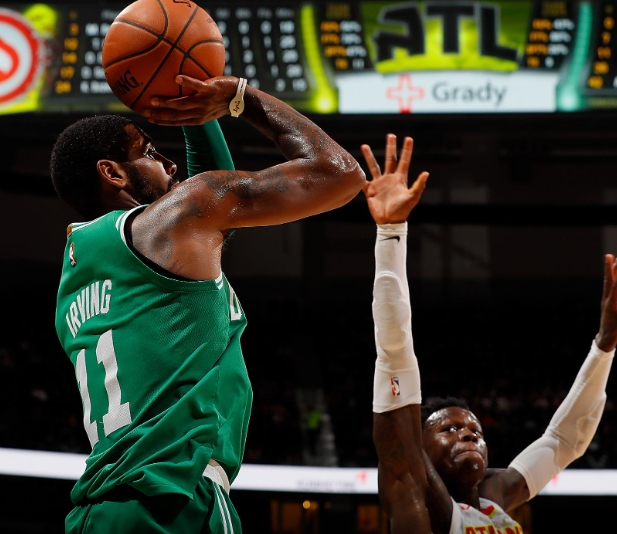 德隆·威廉姆斯：欧文，篮球界的技术奇才，我职业生涯中的耀眼星光