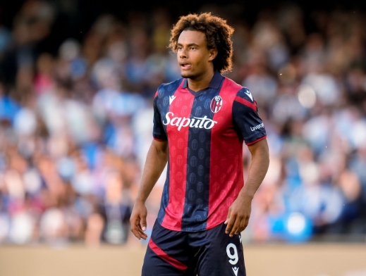 齐尔克泽解约金条款生效，正式加盟曼联