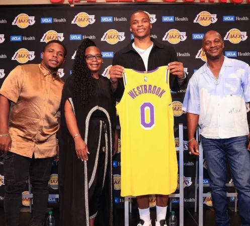 快船总裁力挺威少：寻求最佳方案，共筑辉煌未来