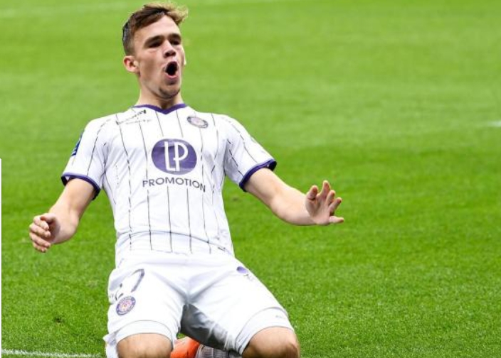 迪马济奥：博洛尼亚有意引进胡梅尔斯、洛根-科斯塔和达林加