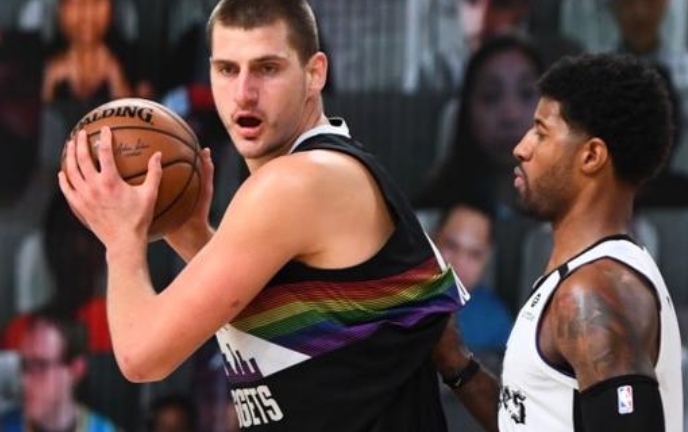 Skip：约基奇你注意，LBJ曾要威少但后来他强烈要求湖人交易后者