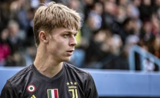 罗体：帕尔马与威尼斯争抢卡维利亚，尤文小将决心留队证明自己