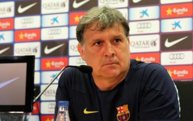 马蒂诺：梅西将继续缺席明日比赛，苏亚雷斯有待观察