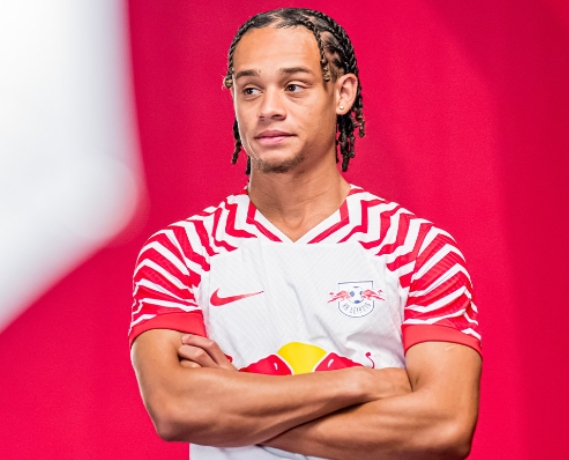 罗马诺：哈维-西蒙斯未来决策临近，拜仁持续追逐