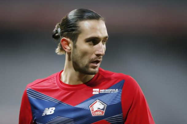 亚齐奇：土耳其队在2024欧洲杯的关键先生