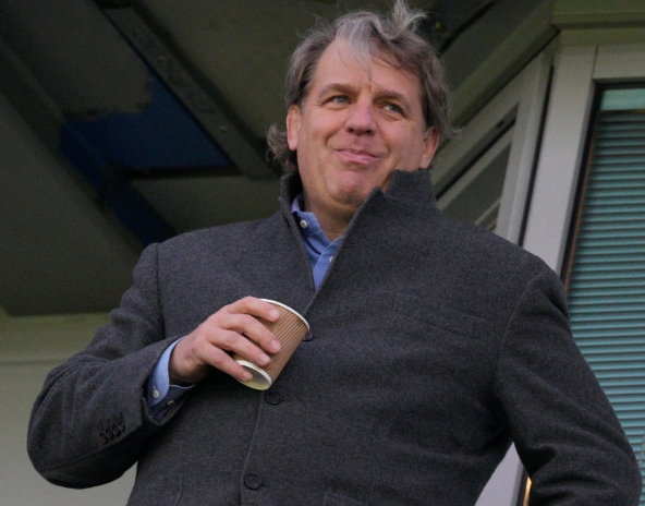 切尔西财政策略：增发股份缓解压力，铸就稳健未来