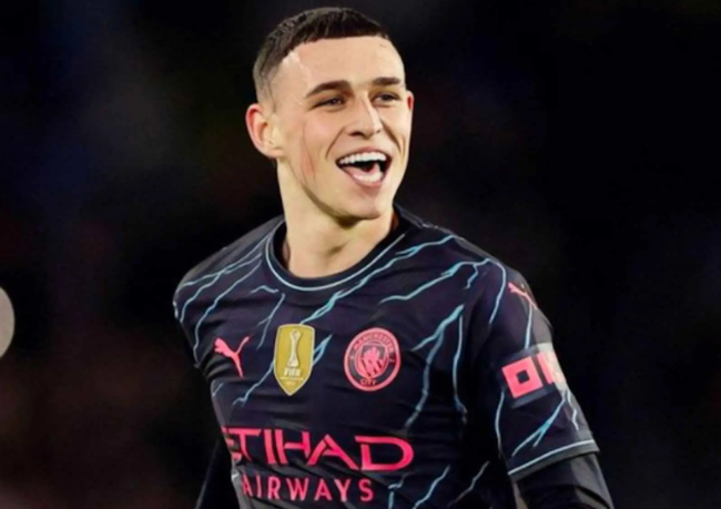 太阳报：福登在豪宅举办儿童派对直到午夜，遭到邻居们的投诉