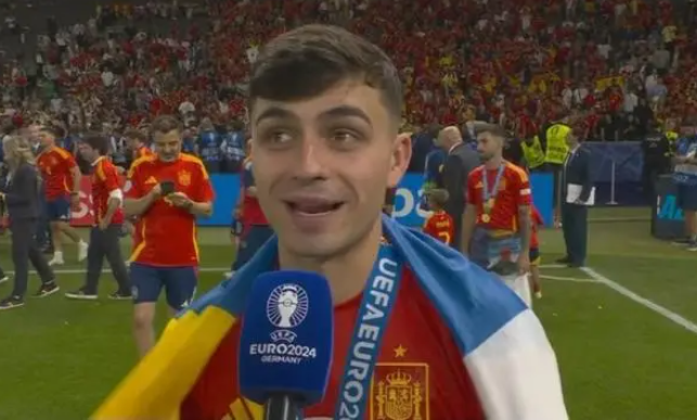 佩德里：西班牙中场新星，德国vs西班牙之战的坚韧斗士