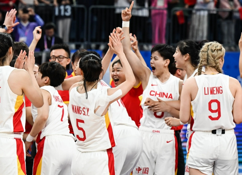 命运之舵：自我掌控与依赖外界的平衡艺术