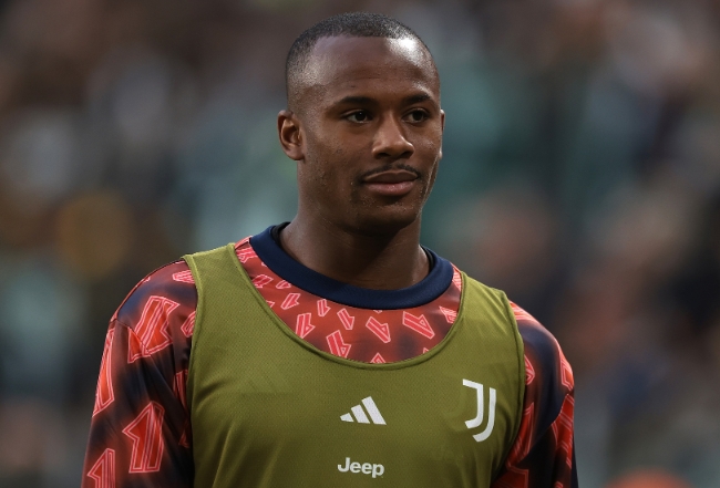 贾洛转会风云：波尔图与法甲俱乐部争夺中