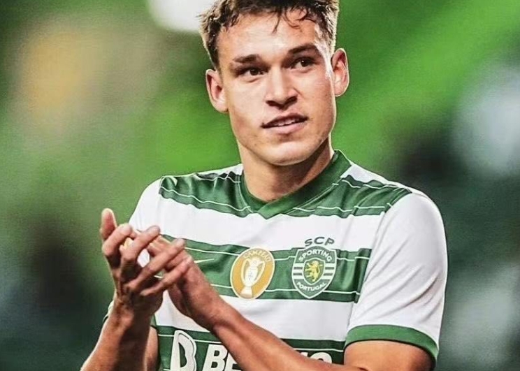 罗马诺：乌加特两周前就同意加盟曼联