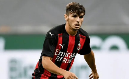 迪亚斯在2024欧洲杯葡萄牙vs法国四分之一决赛中的稳健表现