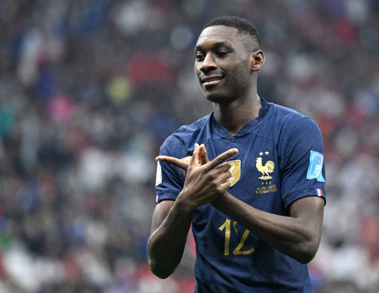 穆阿尼在2024欧洲杯葡萄牙vs法国四分之一决赛中的关键贡献