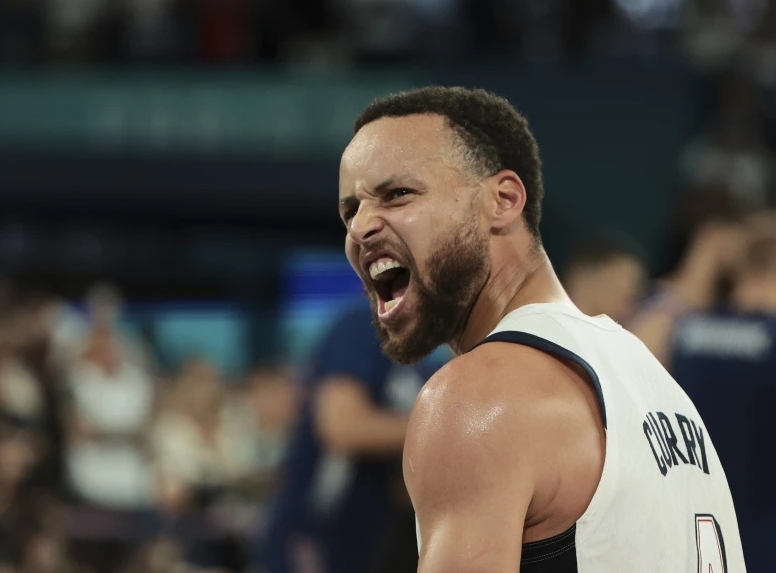 徐静雨谈库里：这个时代的超级英雄，三分武器诠释小球奥义