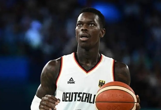 施罗德：以40岁为篮球生涯新标杆，期许团队氛围长存