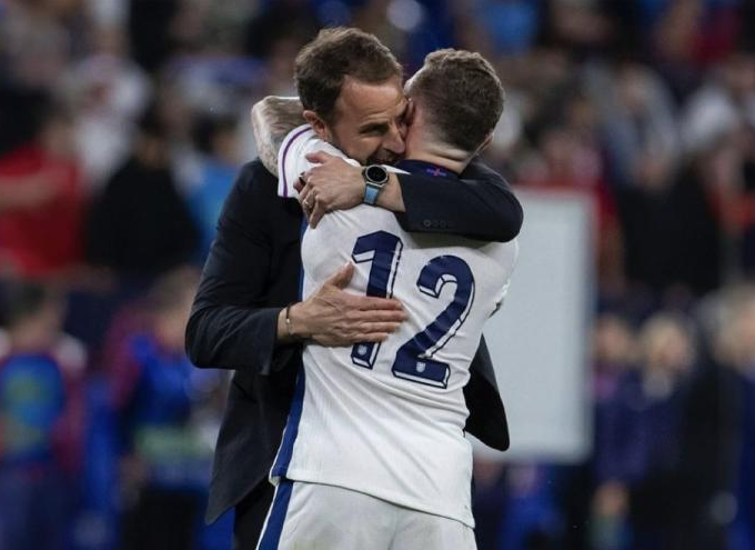 特里皮尔：英格兰右路的稳定输出