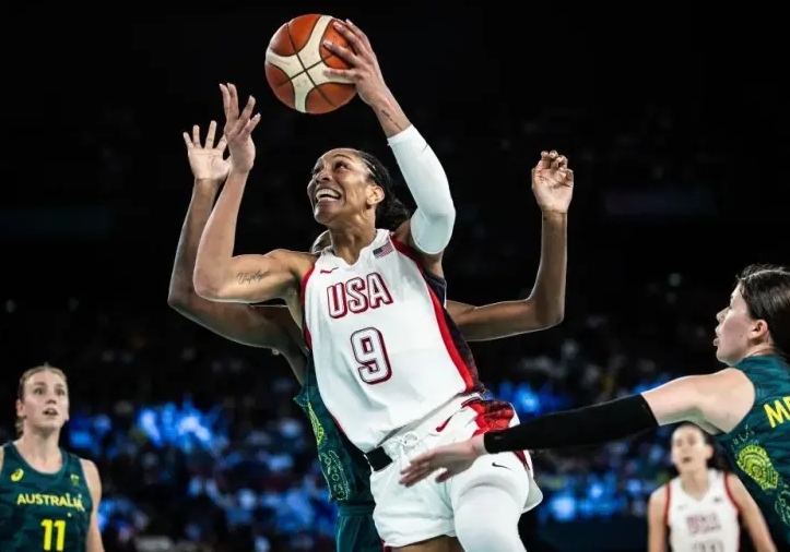 无敌！阿贾-威尔逊得分篮板抢断盖帽等8项数据领衔美国全队