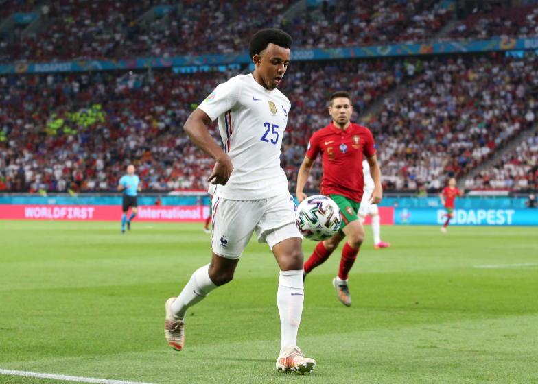 孔德在法国VS荷兰的稳固防线：D组第二轮欧洲杯表现回顾