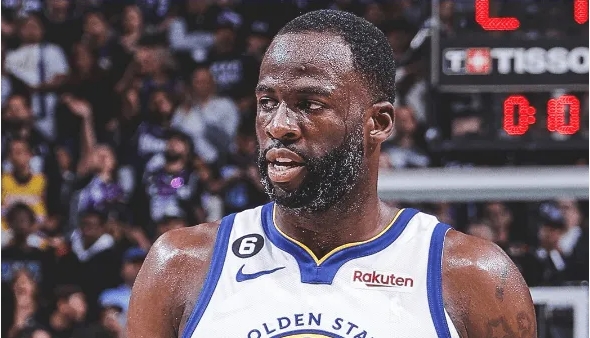 格林的警惕：名记回忆与勇士球星的特别故事