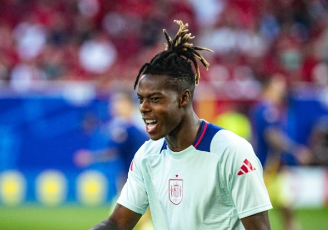 转会传闻来袭，尼科・威廉姆斯幽默回应