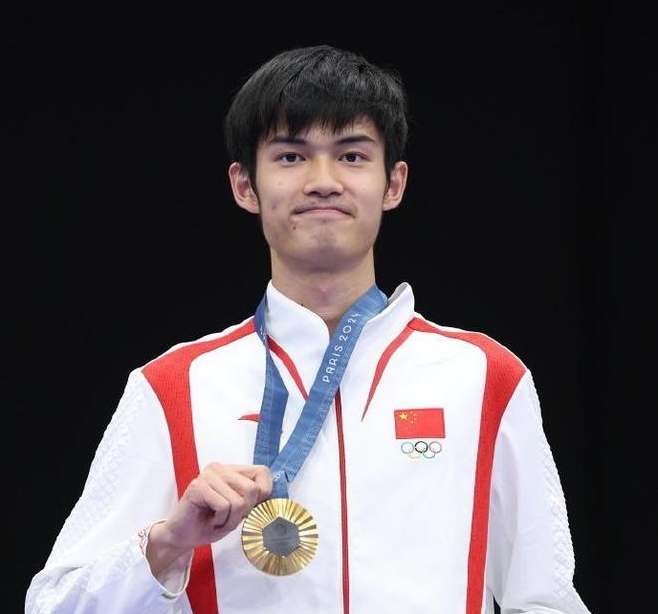 盛李豪：港澳行后与家人团聚，分享成长与感悟