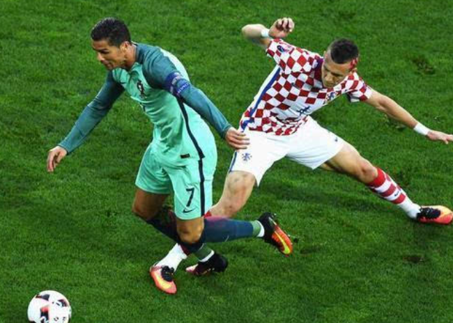 阿斯报：居勒尔再次遭到左腿胫骨伤病，将在下周一缺阵对阵冰岛