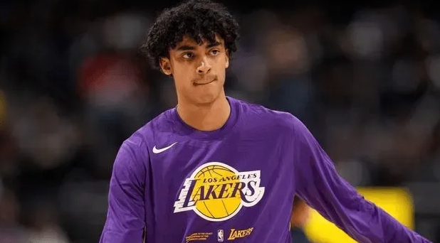 湖人教练及管理层看好马克斯 - 克里斯蒂