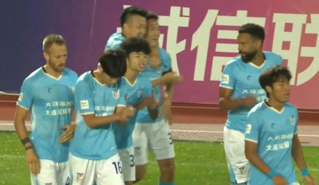 中甲 “东北德比”：大连英博与延边龙鼎激战成和