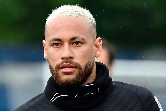 外媒：新月现在只为内马尔在亚冠24直播网，他还需两个多月能完全康复