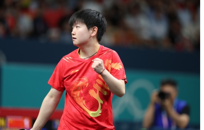 孙颖莎：全力以赴，适应每段征程