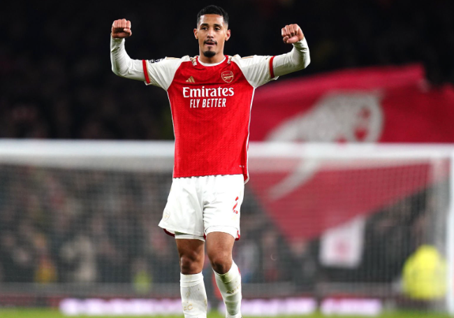 费迪南德：我觉得阿森纳有着英超最好的后防线四人组或者五人组