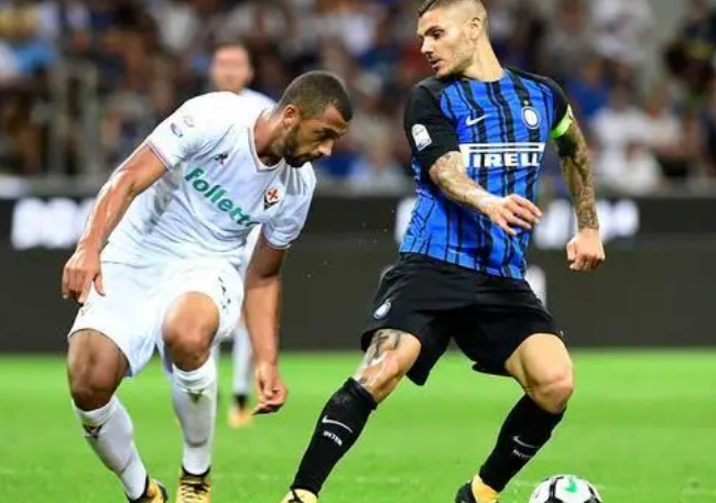 米体：国米球员们留在训练基地中睡觉，米兰则允许球员们回家睡觉