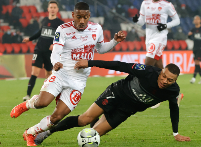 巴尔科拉本赛季各赛事7场6球，已超越上赛季42场比赛进球数