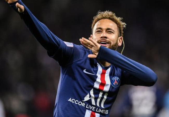 中东报：利雅得新月尚未讨论内马尔的续约事宜