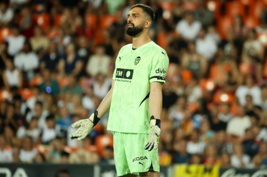 瓦伦西亚西甲遇困境：前 9 场仅 6 分，创 26 年同期最差