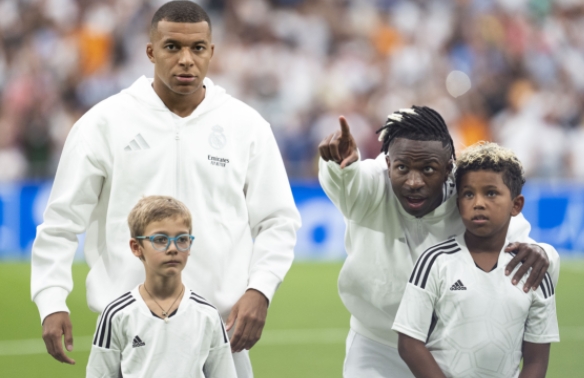 姆巴佩闪耀皇马，巴尔韦德盛赞队友